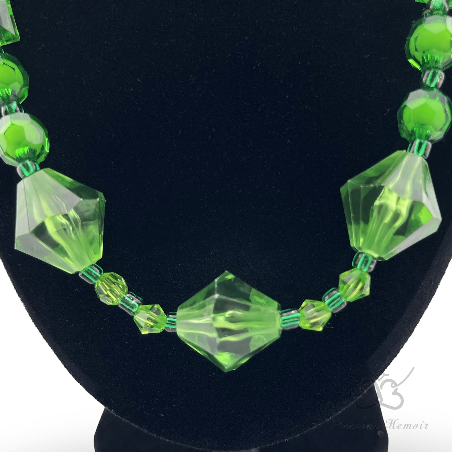 Green Bead Necklace w/ Faceted Translucent Crystal Design, 25"