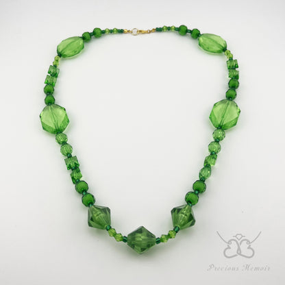 Green Bead Necklace w/ Faceted Translucent Crystal Design, 25"